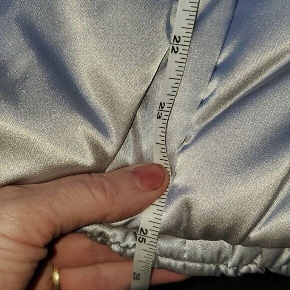 Liz Claiborne Winter Garden Silver Sz. L Zippered Vest Hoodie - Picture 7 of 10